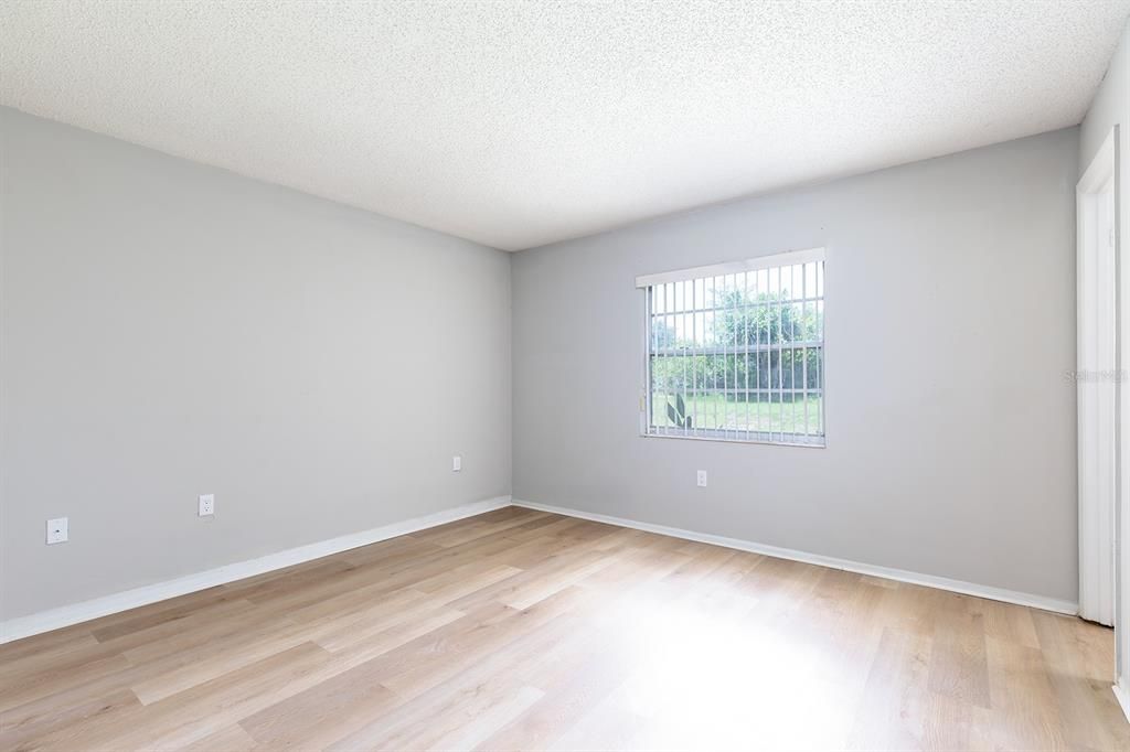 待售: $239,990 (3 贝兹, 2 浴室, 992 平方英尺)