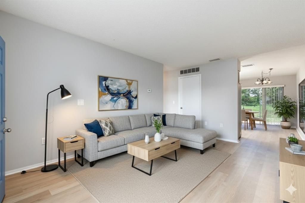 待售: $239,990 (3 贝兹, 2 浴室, 992 平方英尺)