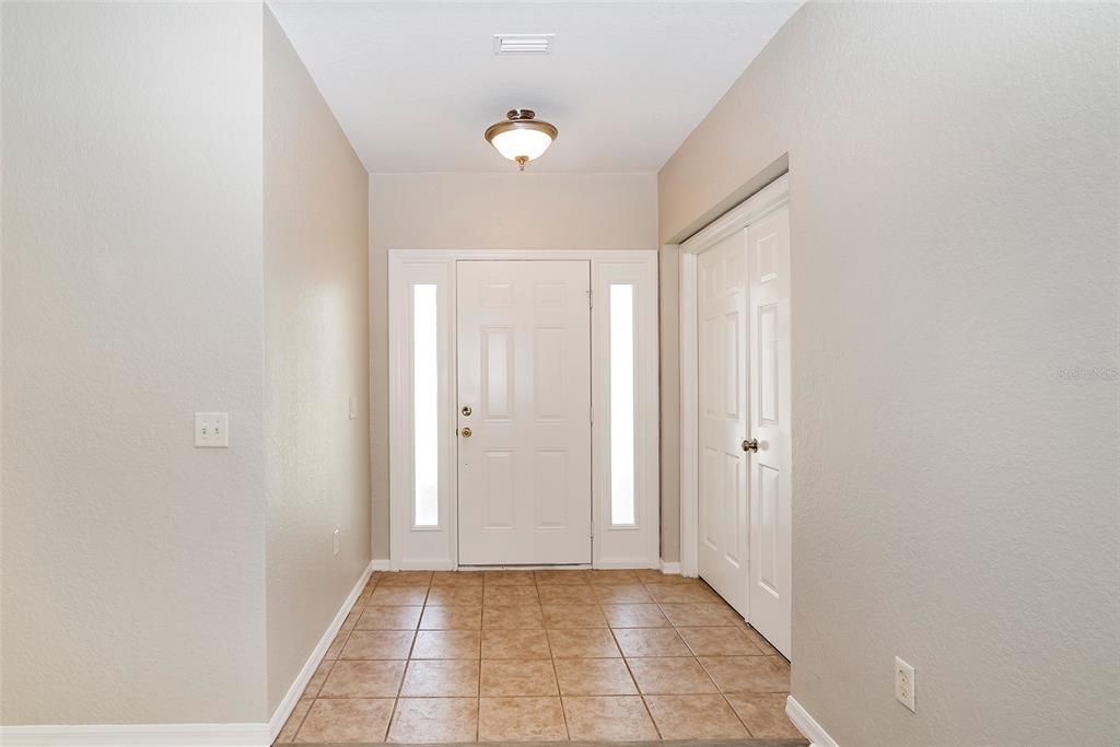 Active With Contract: $249,900 (3 beds, 2 baths, 1627 Square Feet)