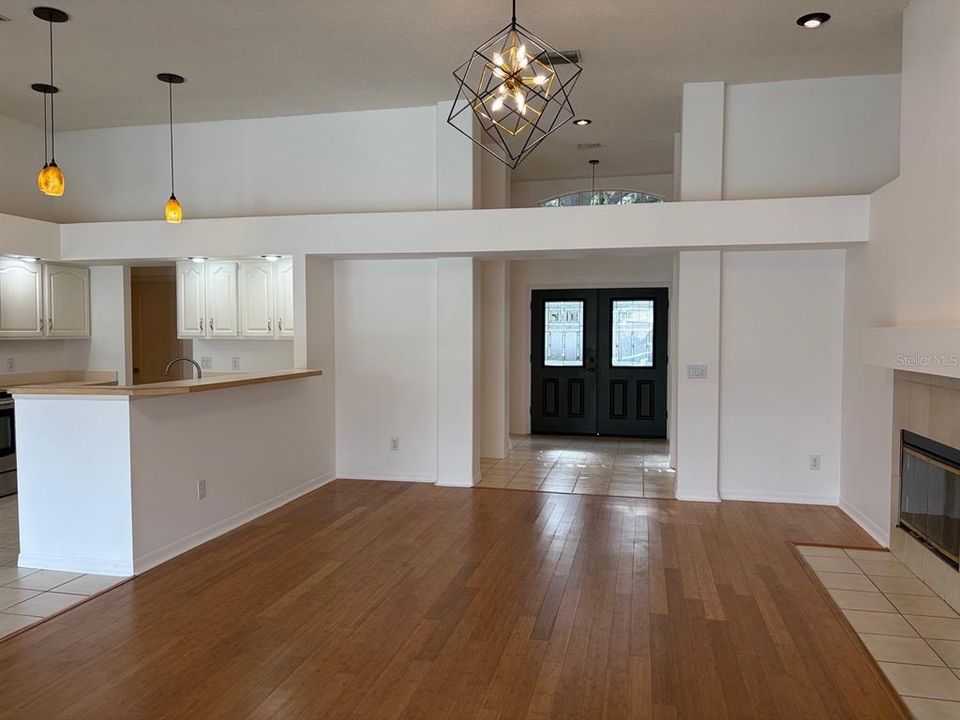 Active With Contract: $569,000 (4 beds, 2 baths, 2491 Square Feet)