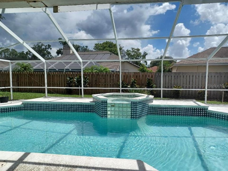 Active With Contract: $569,000 (4 beds, 2 baths, 2491 Square Feet)