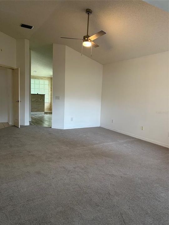 Active With Contract: $569,000 (4 beds, 2 baths, 2491 Square Feet)