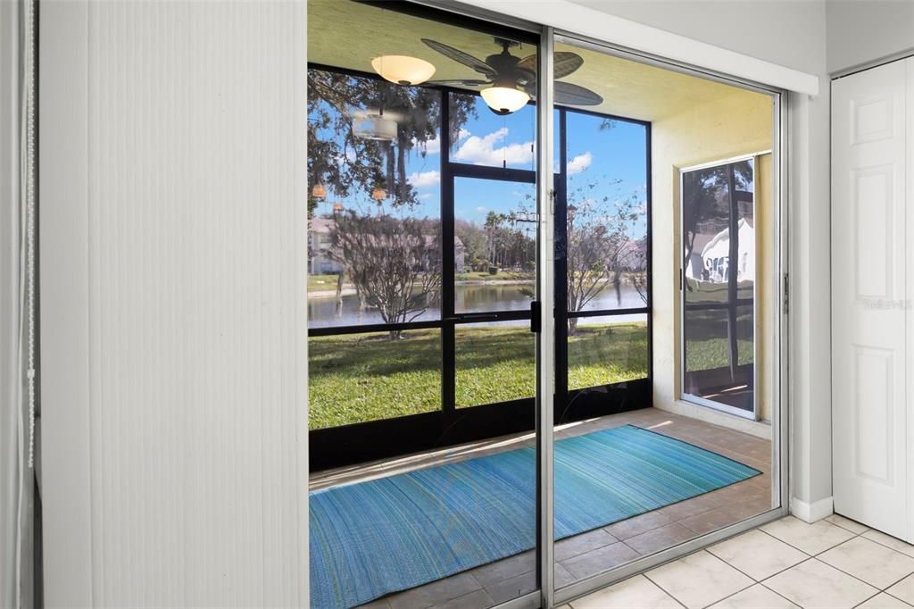 На продажу: $145,000 (2 спален, 2 ванн, 1004 Квадратных фут)