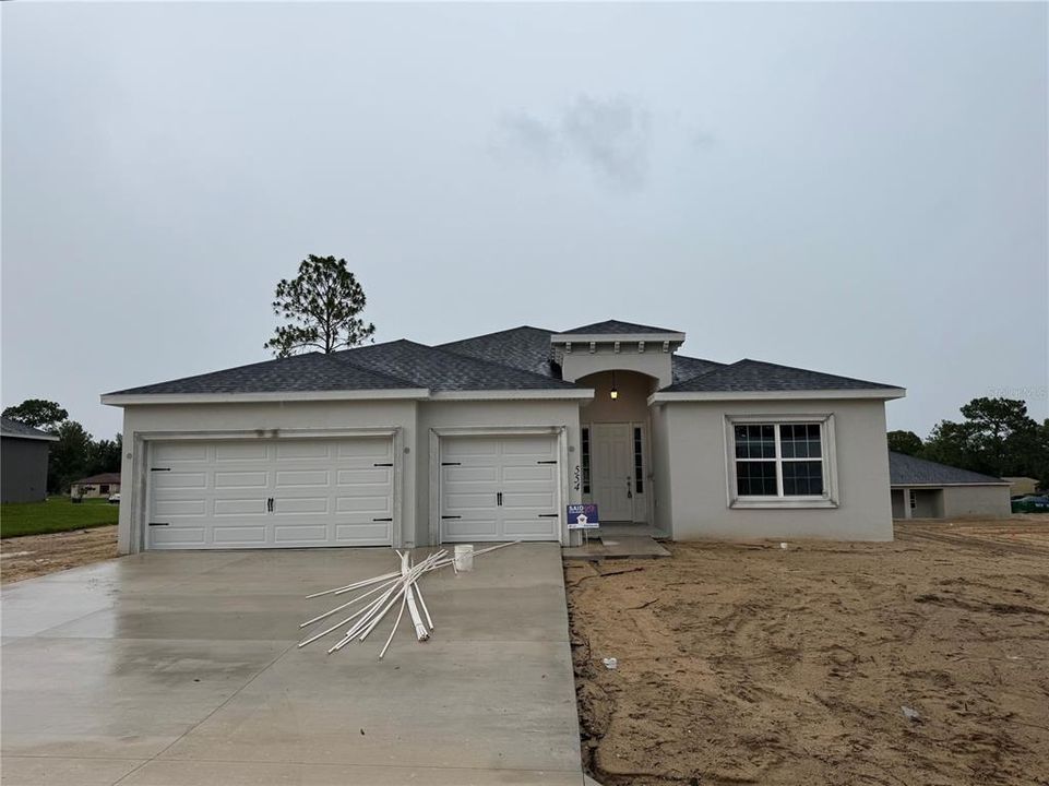 最近售出: $410,755 (4 贝兹, 3 浴室, 2487 平方英尺)