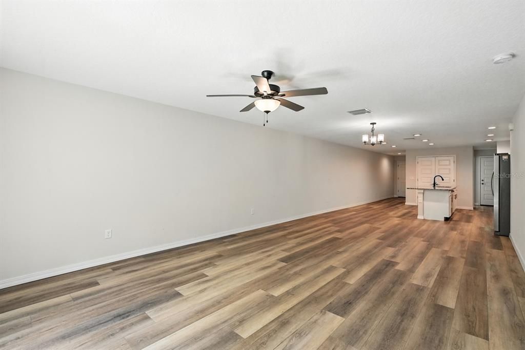 For Sale: $549,000 (6 beds, 0 baths, 3255 Square Feet)