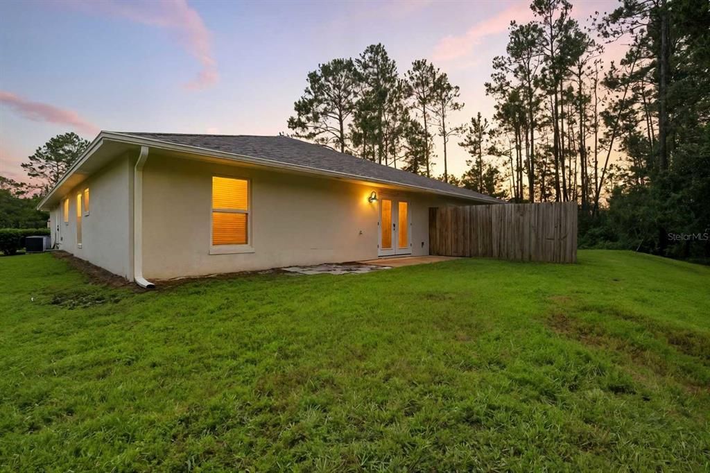 For Sale: $549,000 (6 beds, 0 baths, 3255 Square Feet)