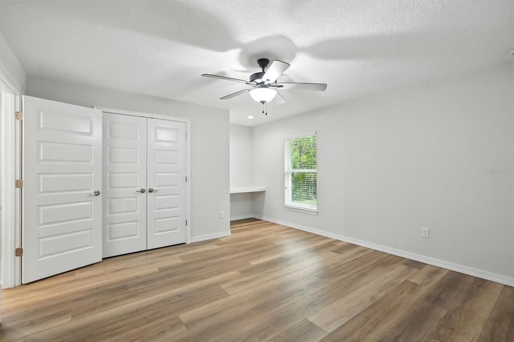 For Sale: $549,000 (6 beds, 0 baths, 3255 Square Feet)