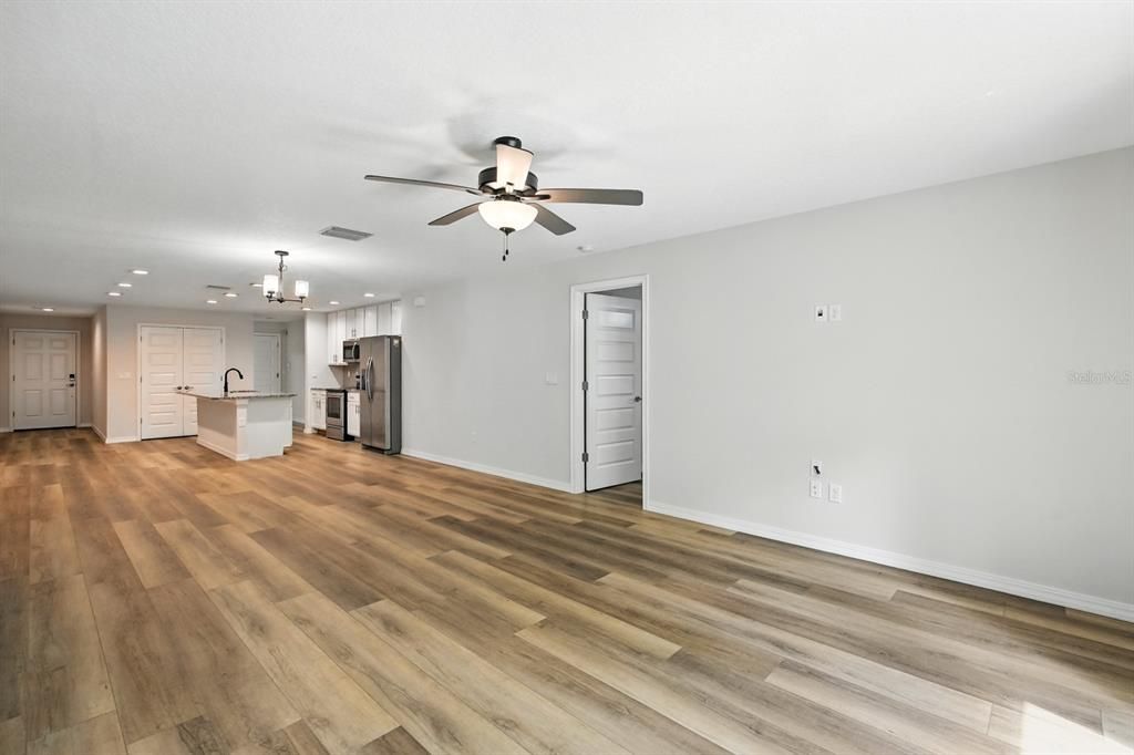 For Sale: $549,000 (6 beds, 0 baths, 3255 Square Feet)