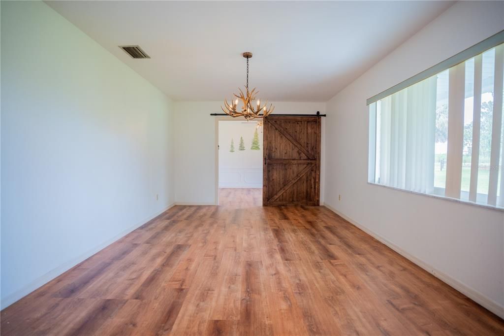 For Sale: $375,000 (3 beds, 2 baths, 2312 Square Feet)