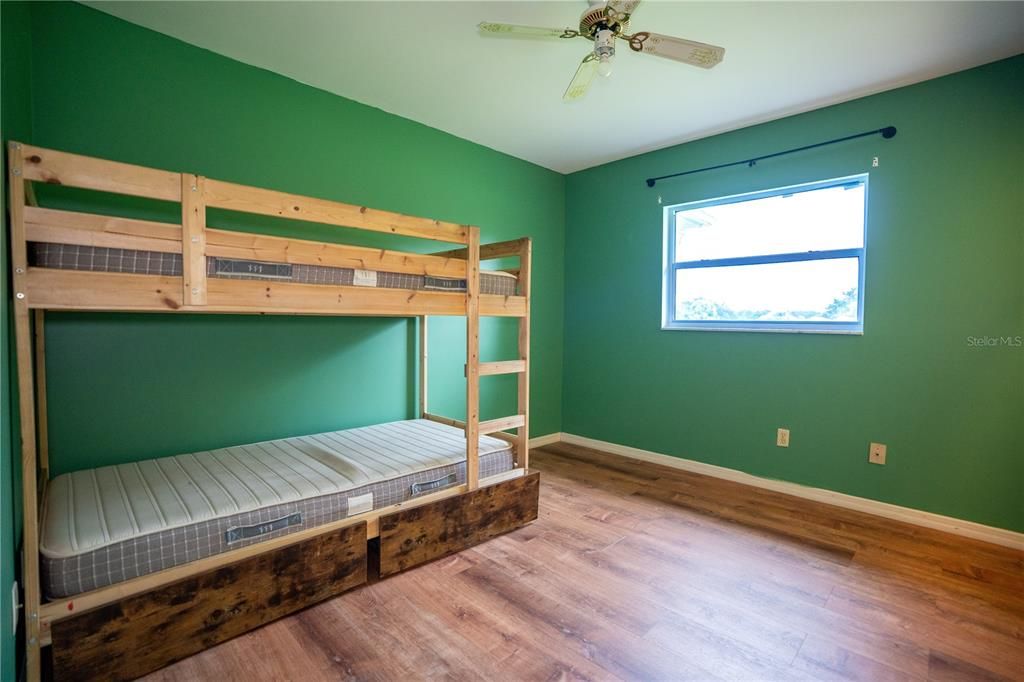 For Sale: $375,000 (3 beds, 2 baths, 2312 Square Feet)