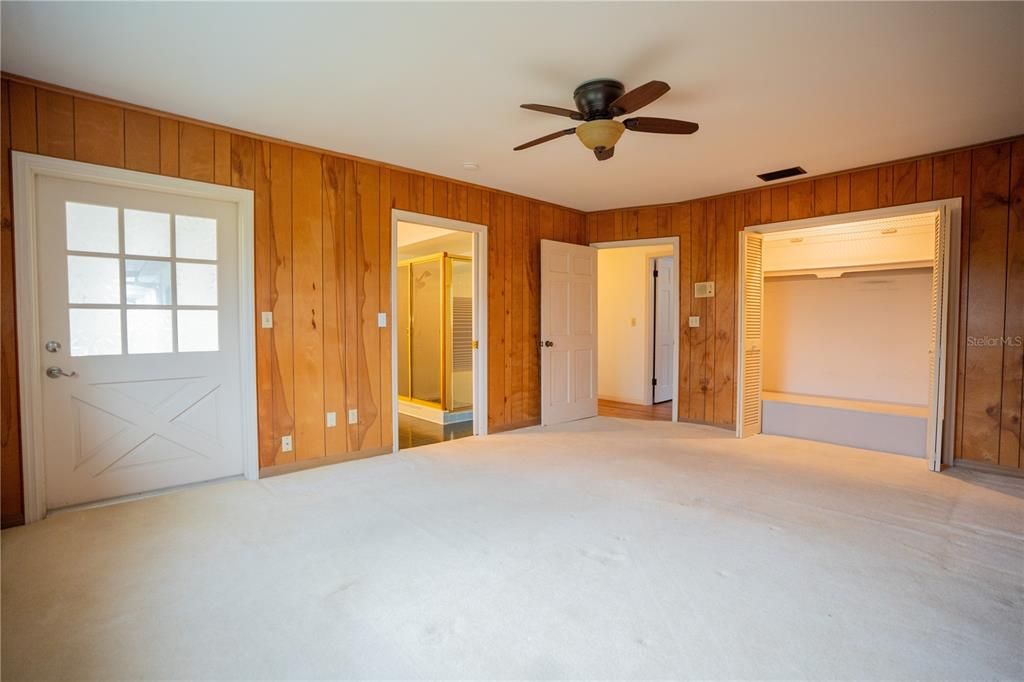 For Sale: $375,000 (3 beds, 2 baths, 2312 Square Feet)