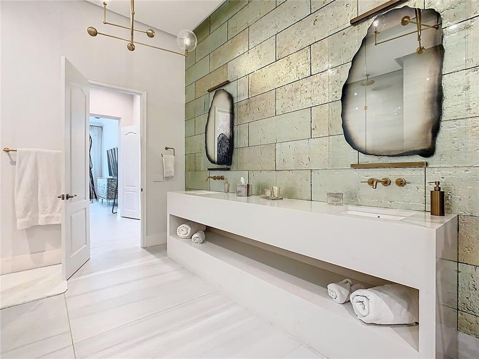 For Sale: $4,499,999 (5 beds, 6 baths, 5718 Square Feet)