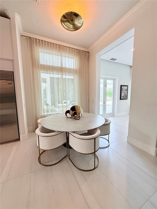 For Sale: $4,499,999 (5 beds, 6 baths, 5718 Square Feet)