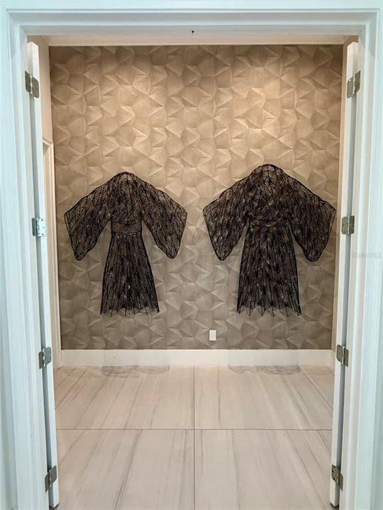 For Sale: $4,499,999 (5 beds, 6 baths, 5718 Square Feet)