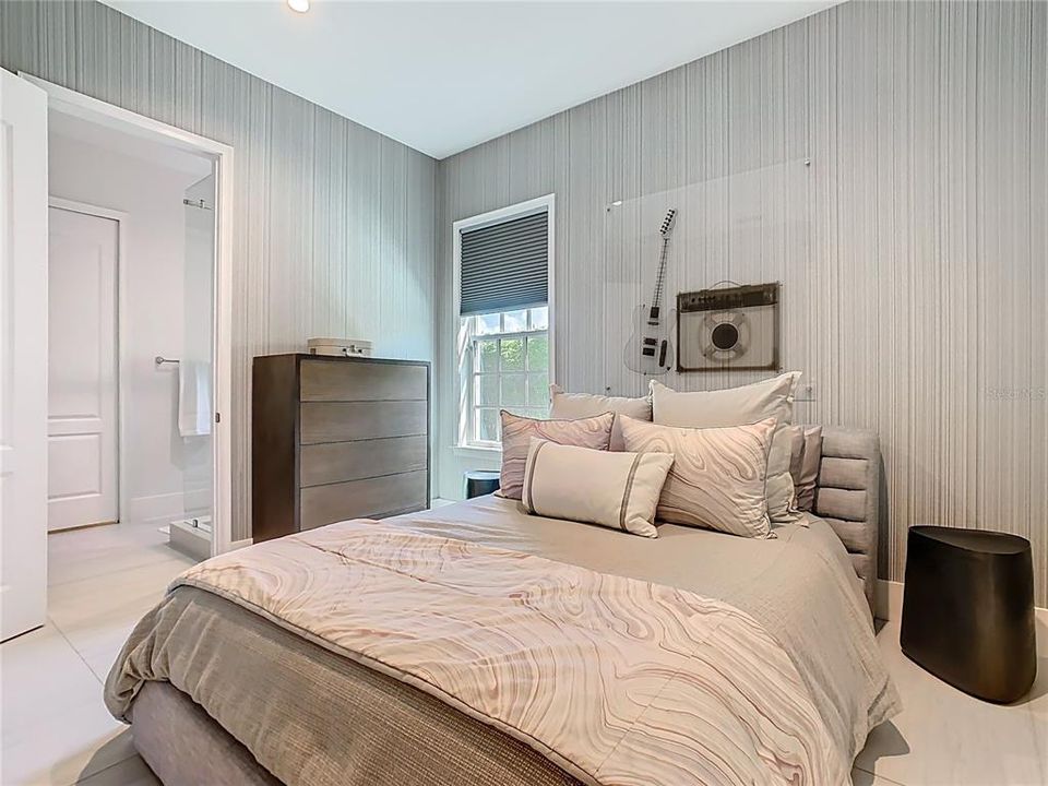 For Sale: $4,499,999 (5 beds, 6 baths, 5718 Square Feet)