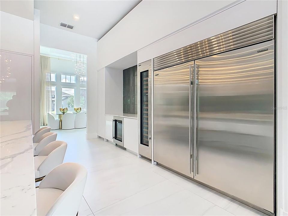 For Sale: $4,499,999 (5 beds, 6 baths, 5718 Square Feet)