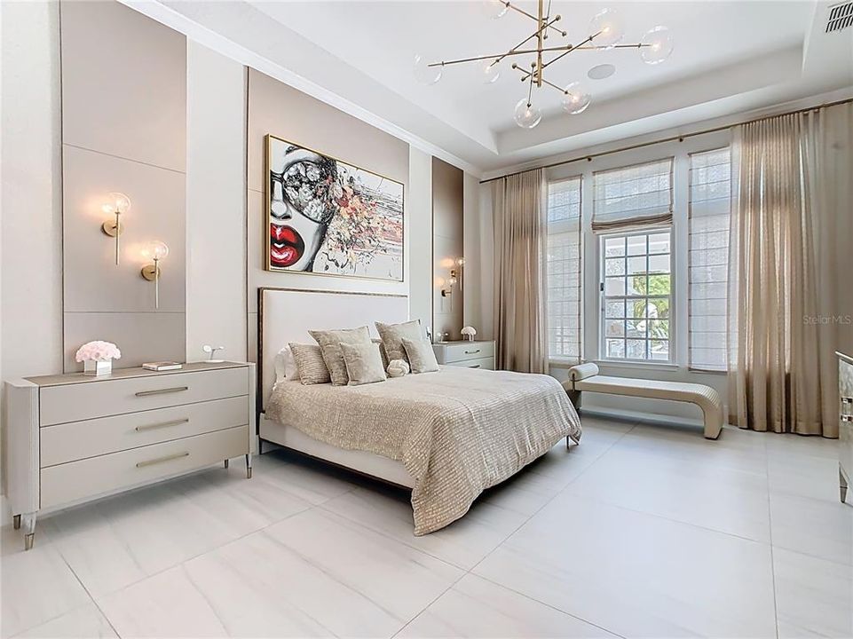 For Sale: $4,499,999 (5 beds, 6 baths, 5718 Square Feet)