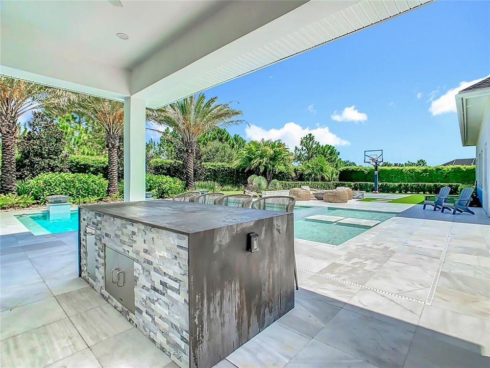 For Sale: $4,499,999 (5 beds, 6 baths, 5718 Square Feet)