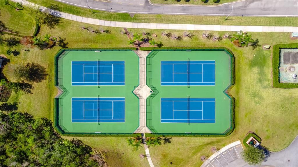 待售: $649,000 (5 贝兹, 3 浴室, 3012 平方英尺)