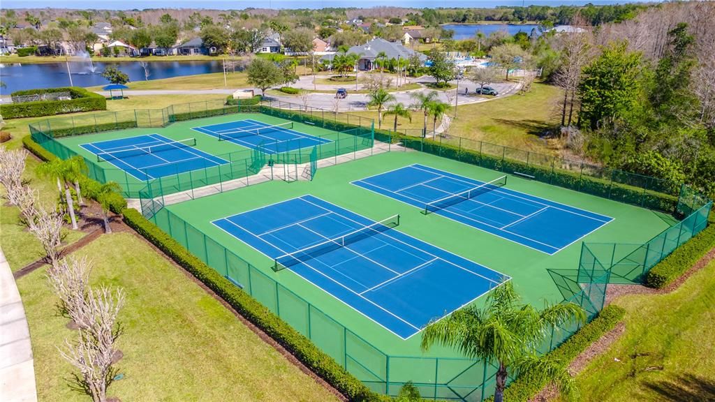 待售: $649,000 (5 贝兹, 3 浴室, 3012 平方英尺)