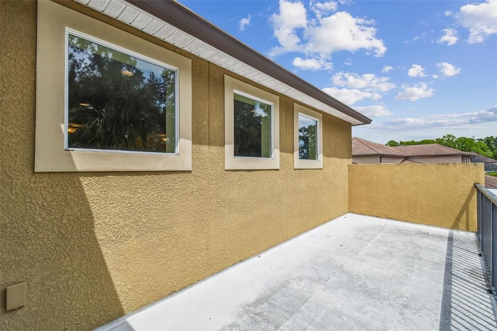 En Venta: $875,000 (4 camas, 3 baños, 3958 Pies cuadrados)