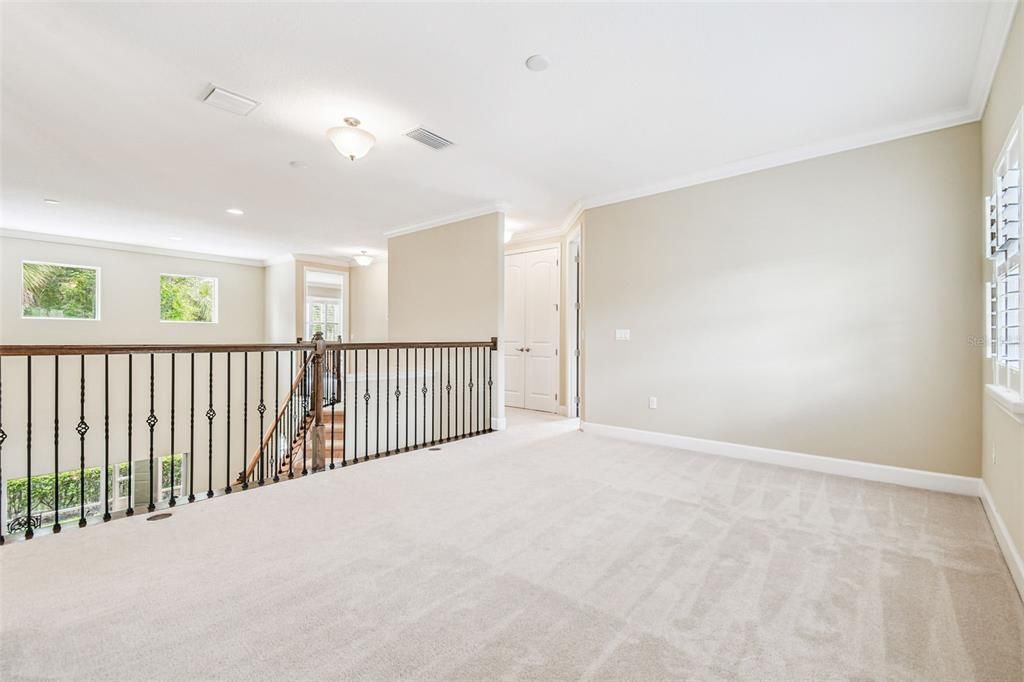 En Venta: $875,000 (4 camas, 3 baños, 3958 Pies cuadrados)