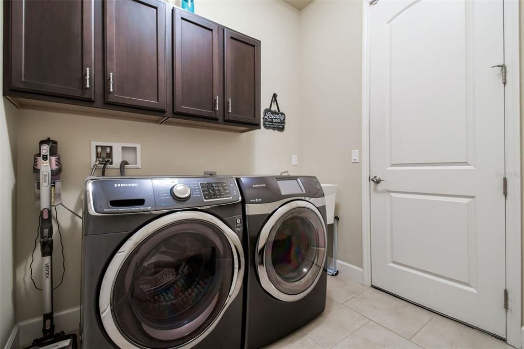 En Venta: $875,000 (4 camas, 3 baños, 3958 Pies cuadrados)