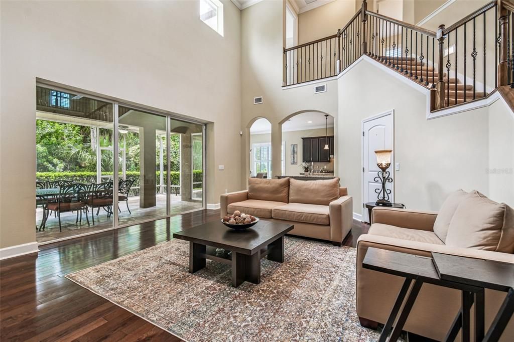 En Venta: $875,000 (4 camas, 3 baños, 3958 Pies cuadrados)