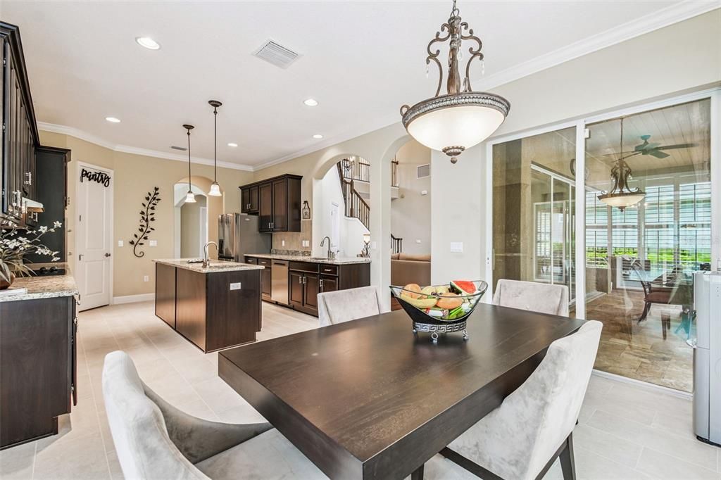 En Venta: $875,000 (4 camas, 3 baños, 3958 Pies cuadrados)