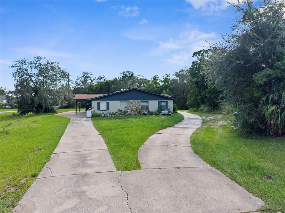 For Sale: $325,000 (4 beds, 0 baths, 1618 Square Feet)