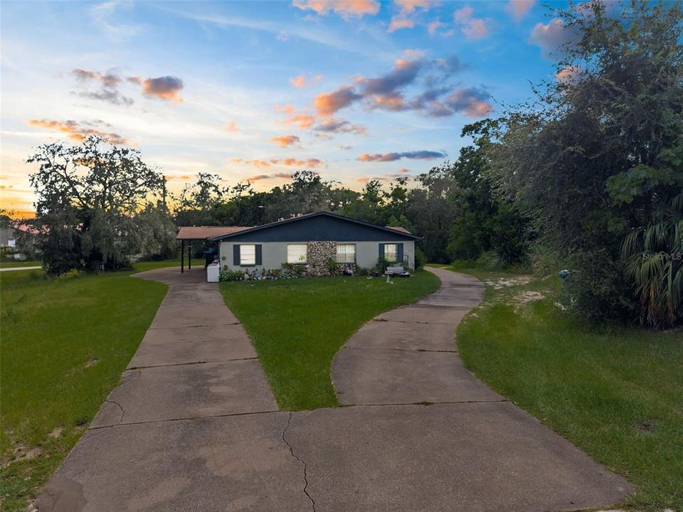 For Sale: $325,000 (4 beds, 0 baths, 1618 Square Feet)