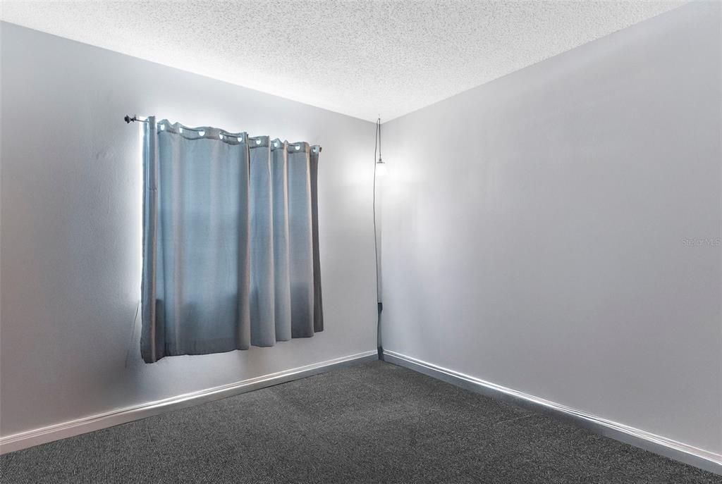 For Sale: $325,000 (4 beds, 0 baths, 1618 Square Feet)