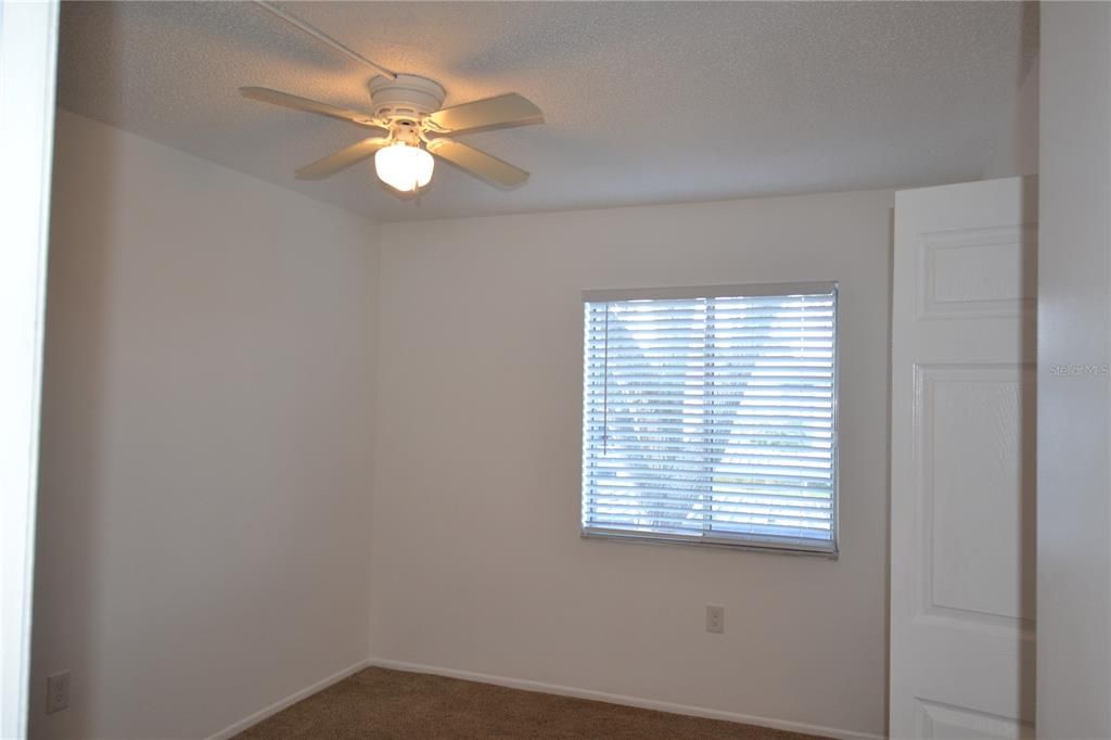 Под контрактом: $179,000 (2 спален, 2 ванн, 1053 Квадратных фут)