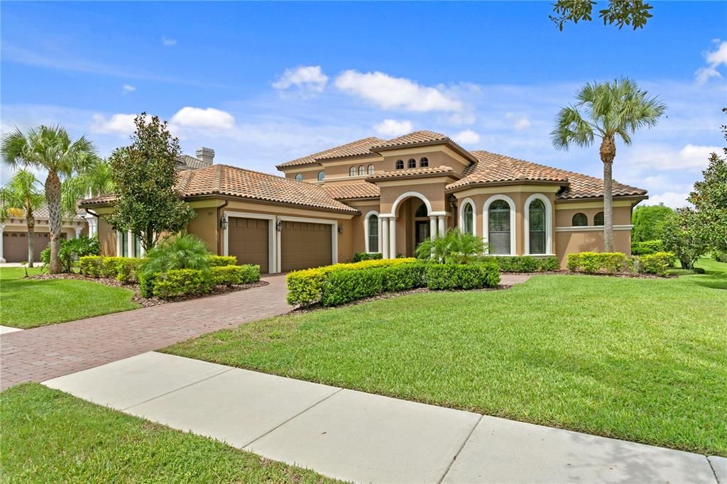 На продажу: $1,899,000 (6 спален, 5 ванн, 4882 Квадратных фут)