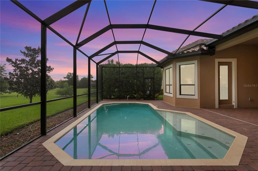 На продажу: $1,899,000 (6 спален, 5 ванн, 4882 Квадратных фут)