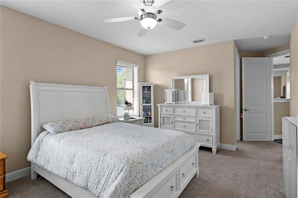 На продажу: $1,899,000 (6 спален, 5 ванн, 4882 Квадратных фут)