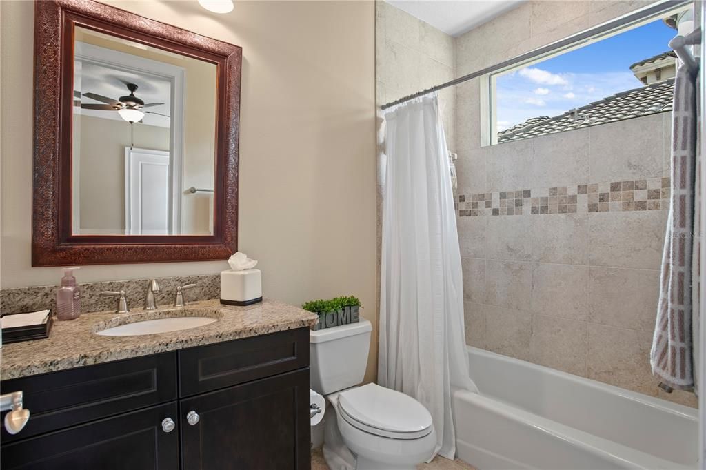 На продажу: $1,899,000 (6 спален, 5 ванн, 4882 Квадратных фут)