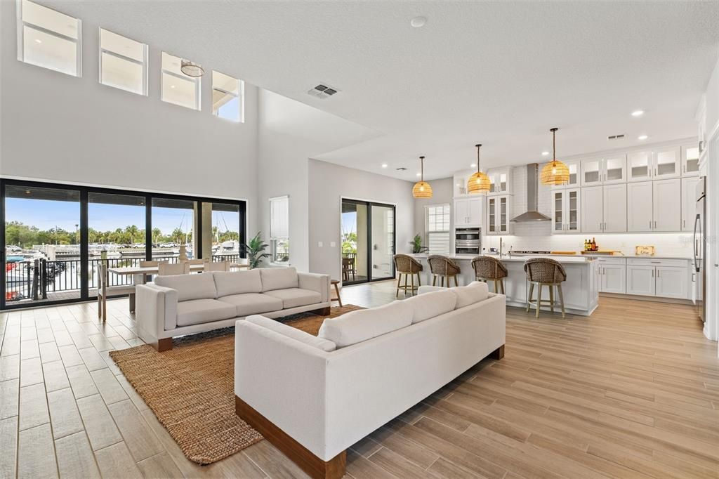 待售: $1,649,000 (4 贝兹, 3 浴室, 3517 平方英尺)