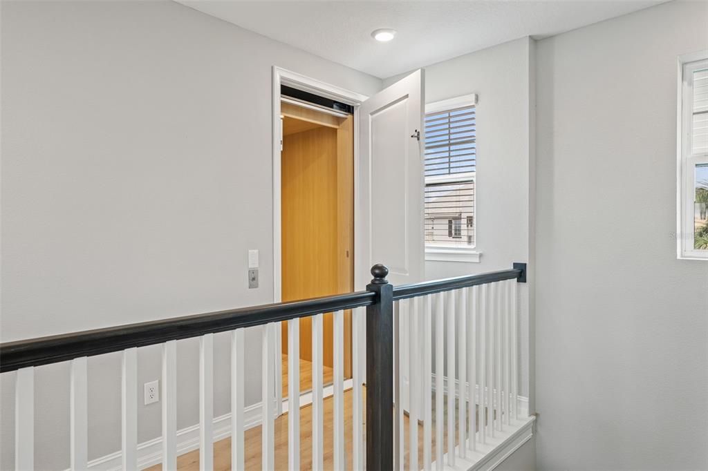 待售: $1,649,000 (4 贝兹, 3 浴室, 3517 平方英尺)