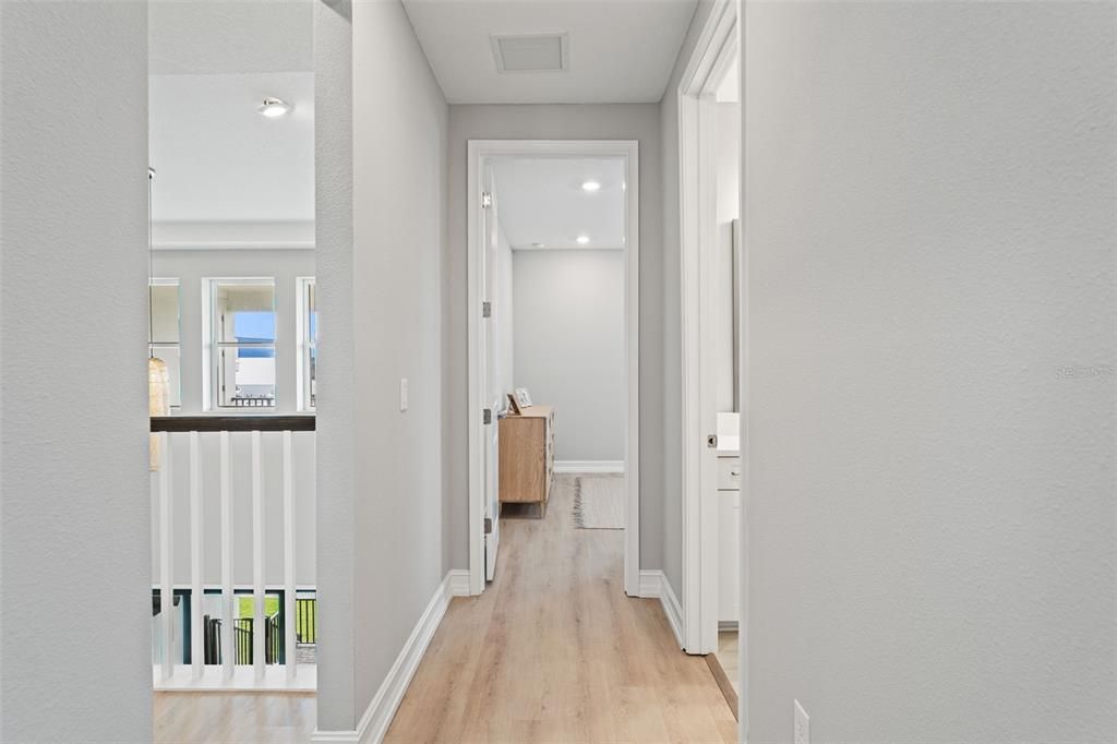 待售: $1,649,000 (4 贝兹, 3 浴室, 3517 平方英尺)