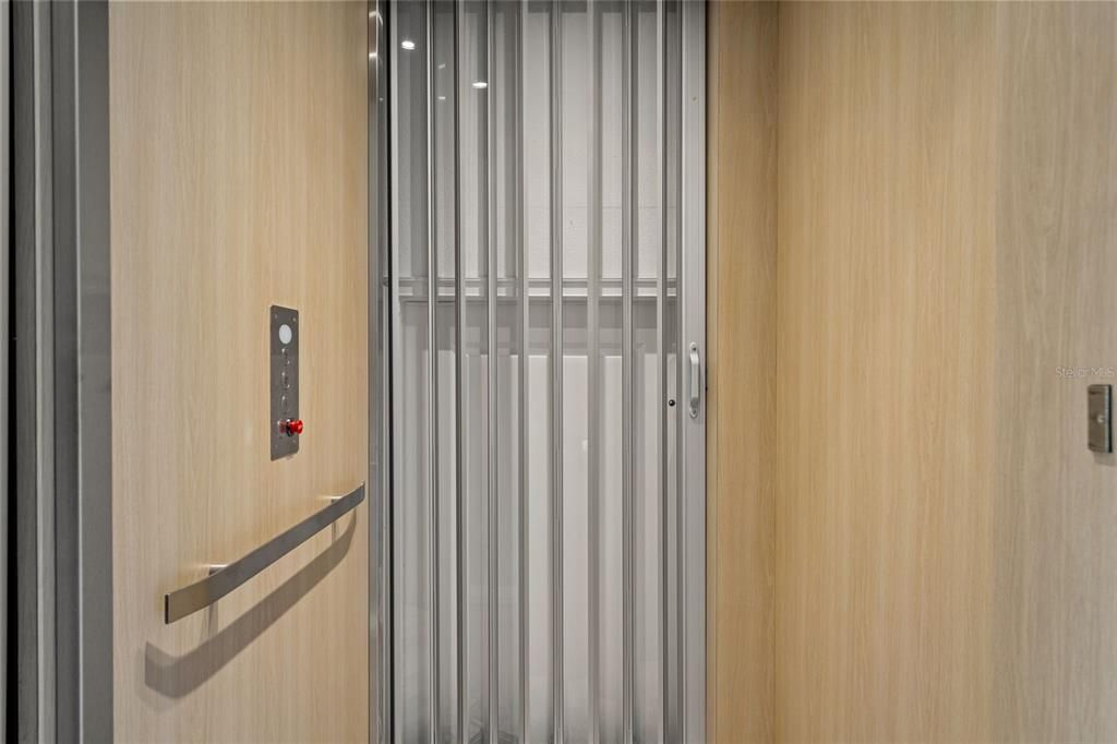 待售: $1,649,000 (4 贝兹, 3 浴室, 3517 平方英尺)