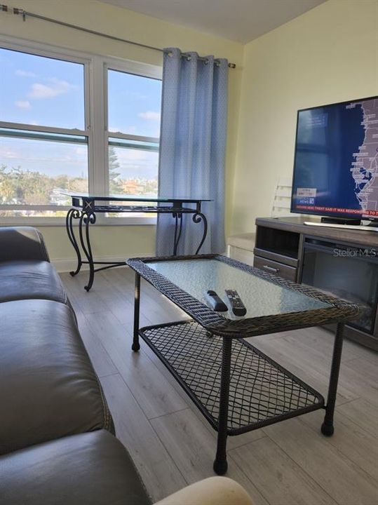 En Venta: $339,000 (2 camas, 2 baños, 1335 Pies cuadrados)