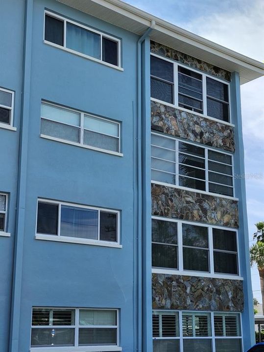 En Venta: $339,000 (2 camas, 2 baños, 1335 Pies cuadrados)