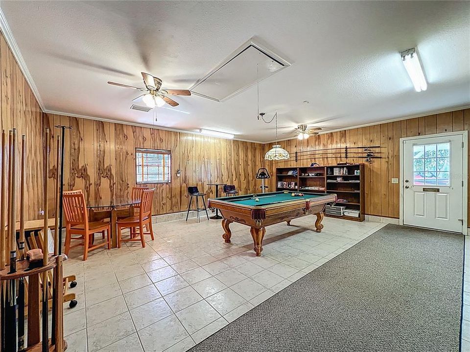 待售: $389,000 (4 贝兹, 2 浴室, 2856 平方英尺)