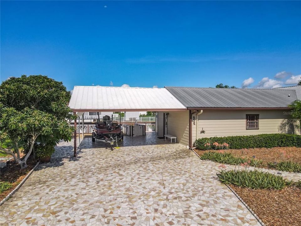 待售: $389,000 (4 贝兹, 2 浴室, 2856 平方英尺)