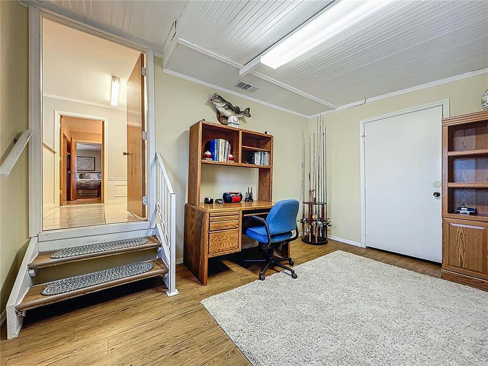 待售: $389,000 (4 贝兹, 2 浴室, 2856 平方英尺)