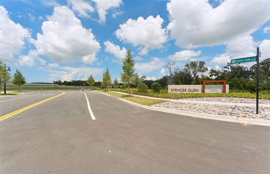 Под контрактом: $566,380 (4 спален, 3 ванн, 3076 Квадратных фут)