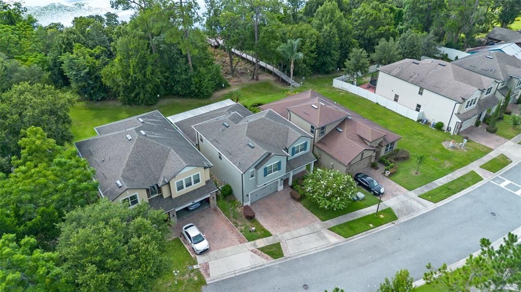 Activo con contrato: $579,900 (4 camas, 3 baños, 3384 Pies cuadrados)