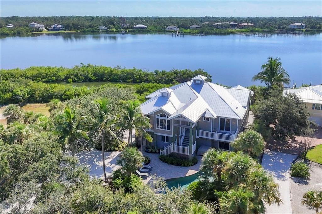 На продажу: $2,400,000 (3 спален, 3 ванн, 2565 Квадратных фут)