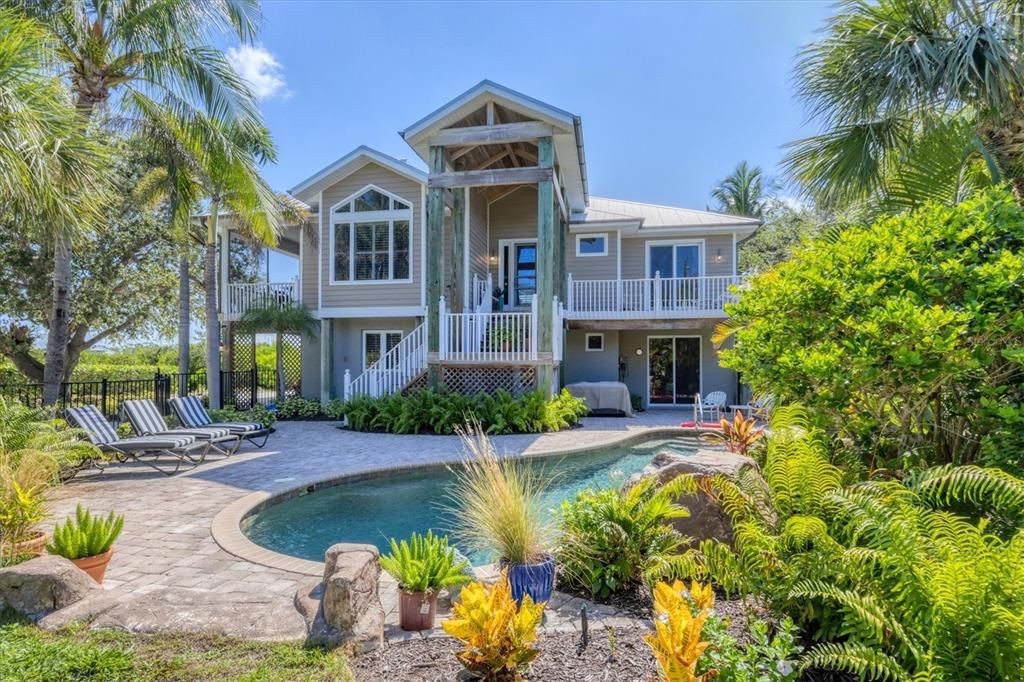 На продажу: $2,400,000 (3 спален, 3 ванн, 2565 Квадратных фут)